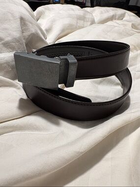 Men's Dark Brown Leather Ratchet Belt with Raw Metal Buckle